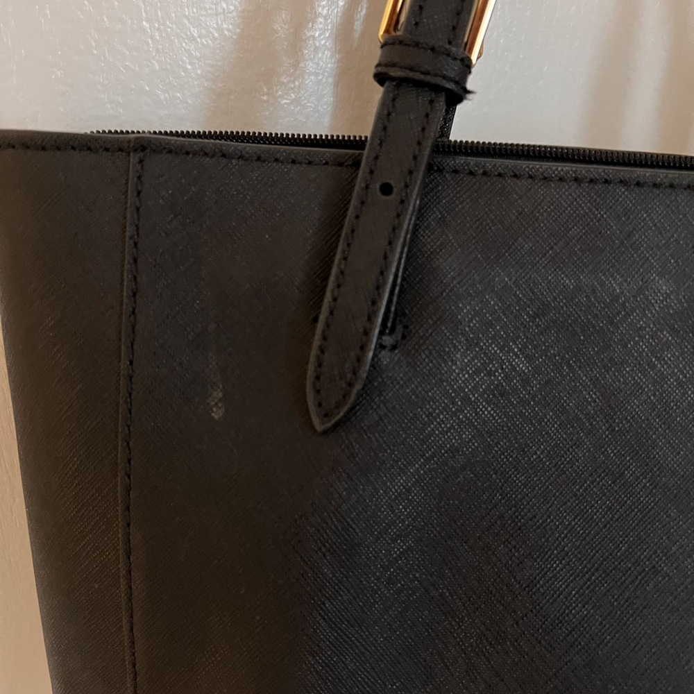 Tory Burch purse - Picture 3 of 3
